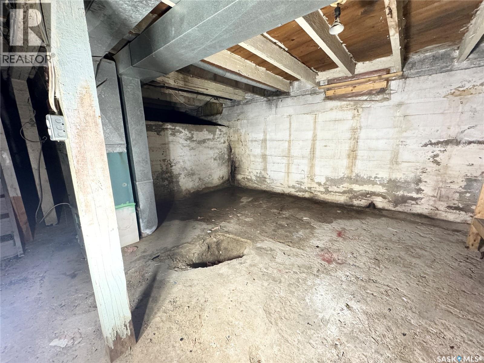 200 Otter STREET - 9