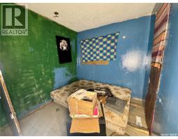 Bedroom - 200 Otter Street, Cut Knife, SK S0M0N0 Photo 6