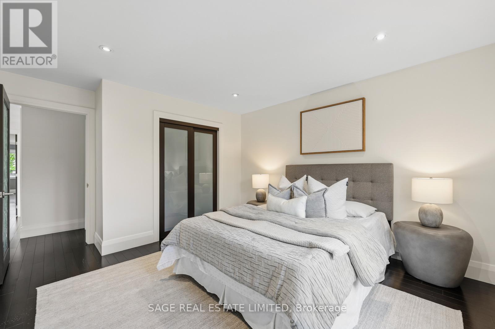50 NORTHAMPTON DRIVE - 20