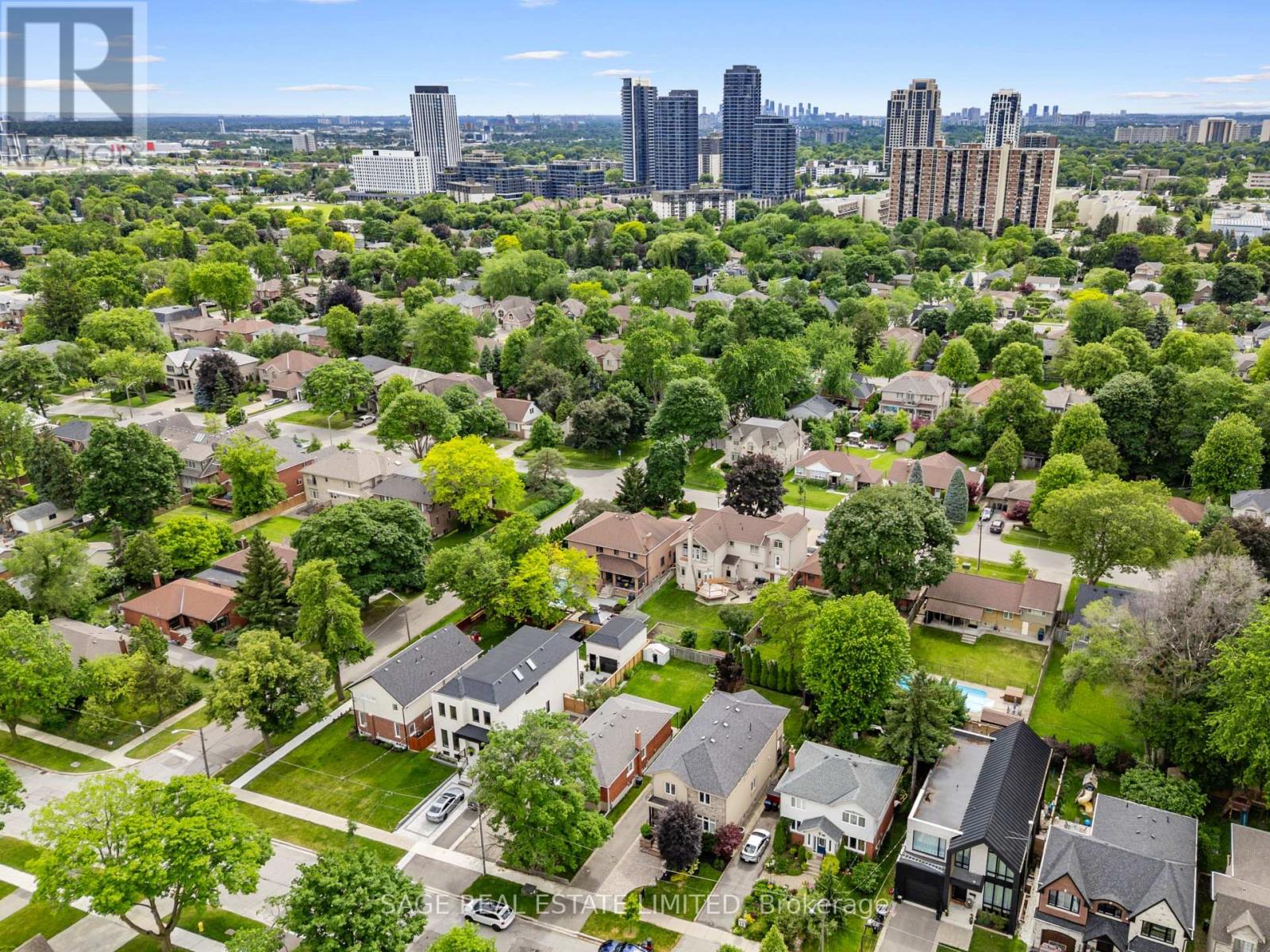 50 NORTHAMPTON DRIVE - 47
