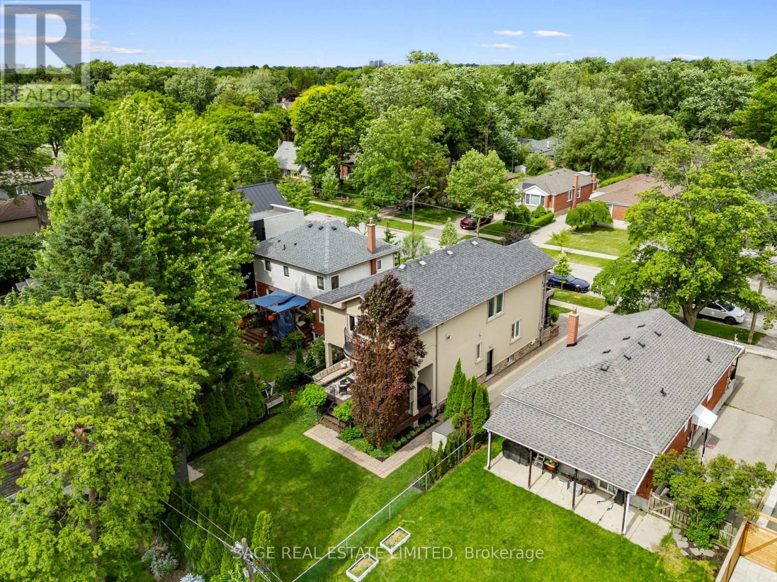 50 NORTHAMPTON DRIVE - 49
