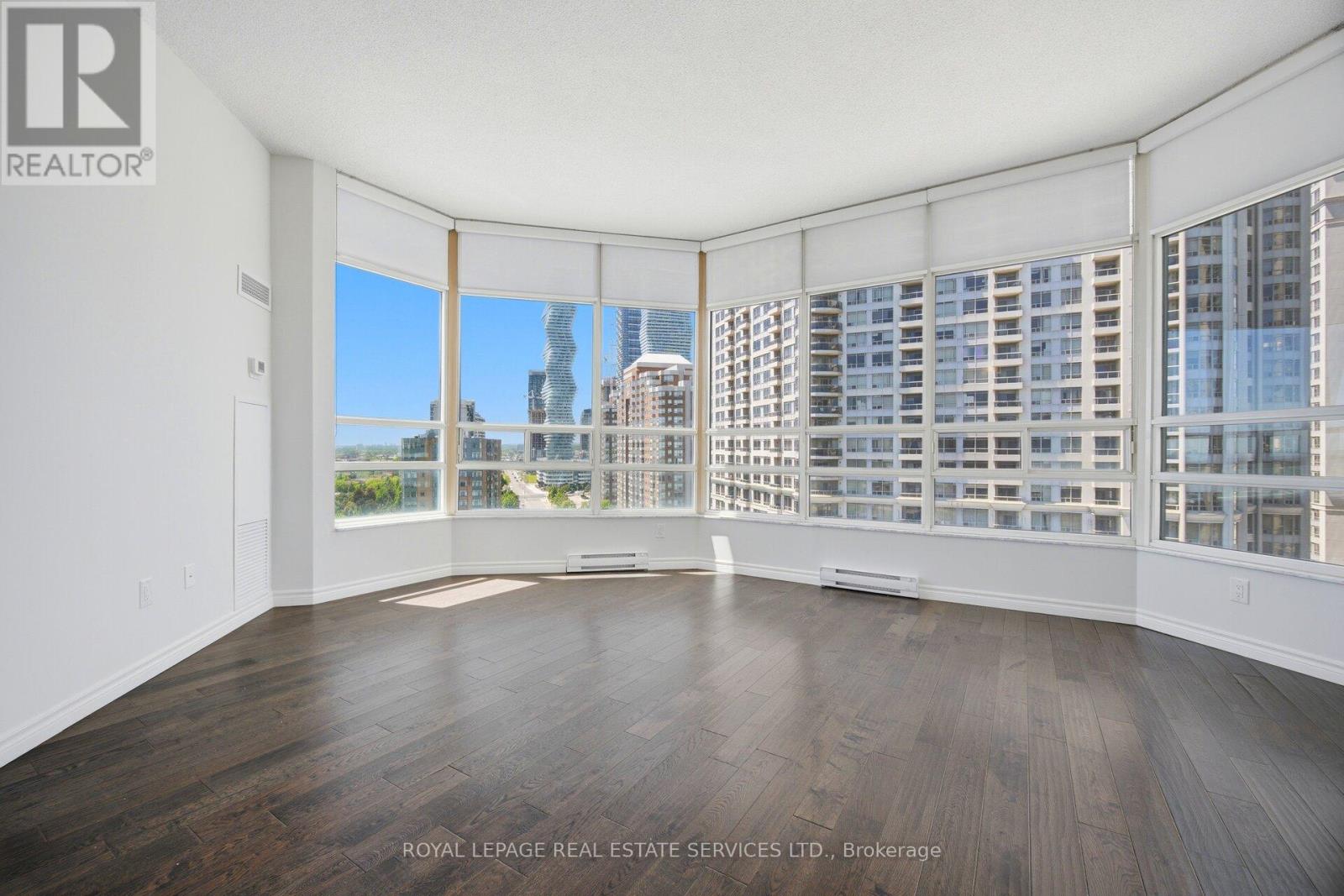 #PH05 250 WEBB DRIVE - 15