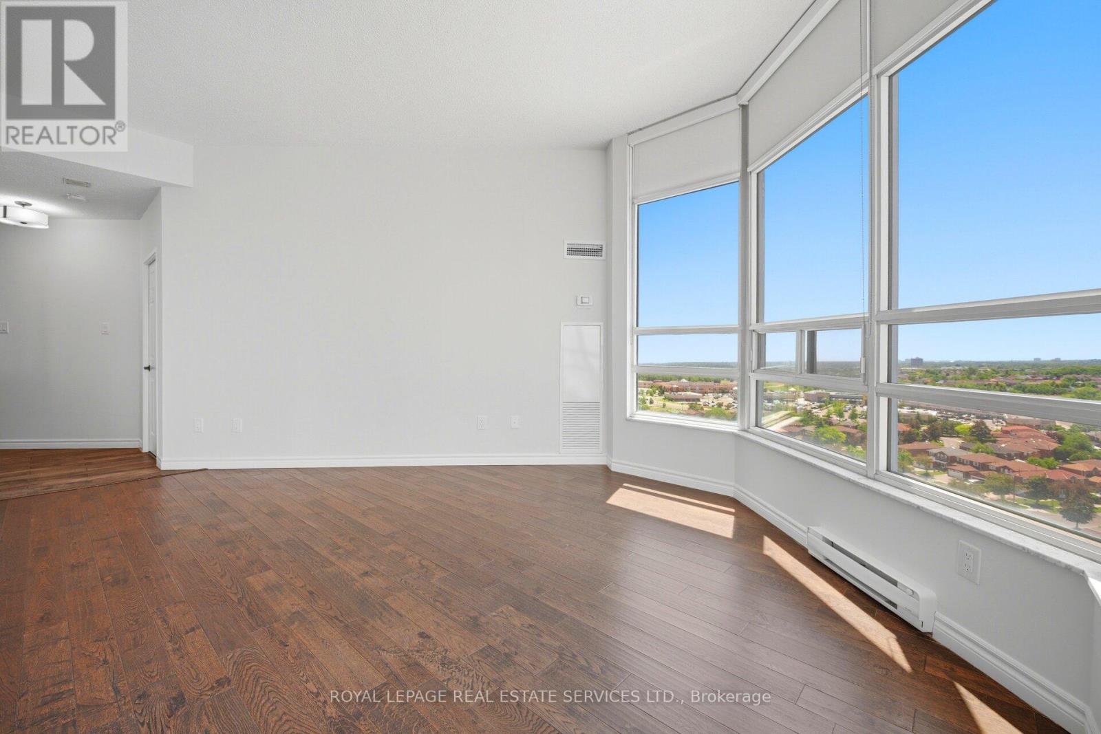 #PH05 250 WEBB DRIVE - 16