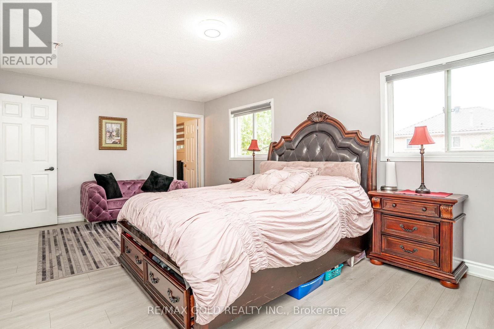 31 COLLEYVILLE STREET - 19