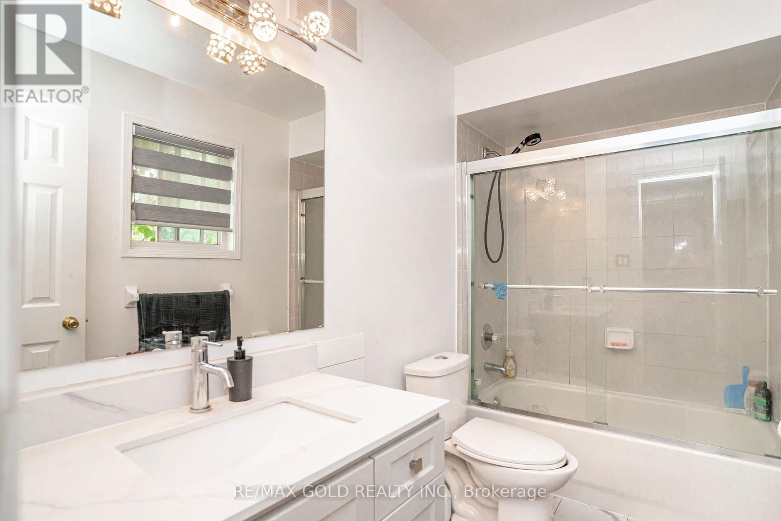 31 COLLEYVILLE STREET - 21