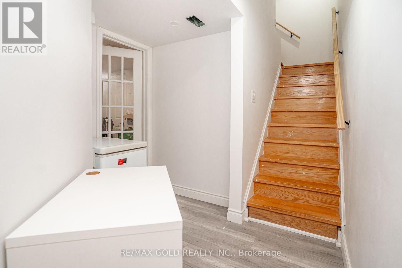 31 COLLEYVILLE STREET - 31