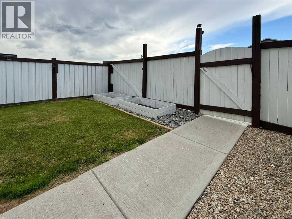 8408 101 Avenue — photo 15