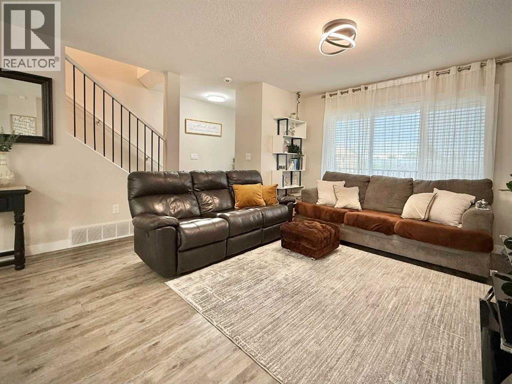 8408 101 Avenue - photo 3