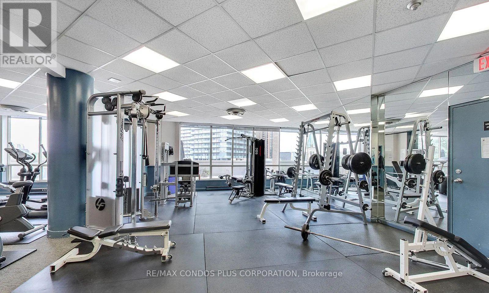 #1215 44 ST JOSEPH STREET - 10