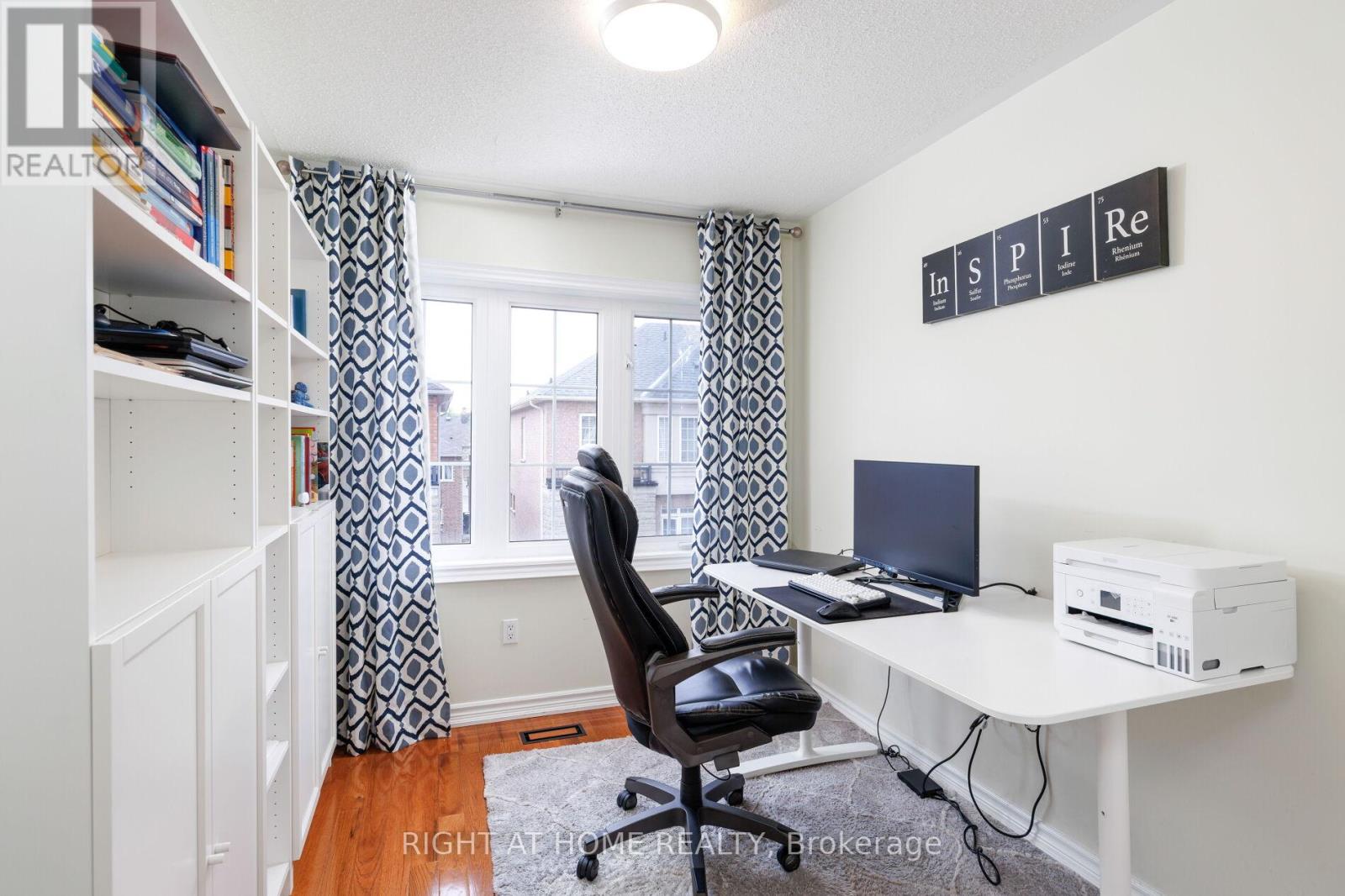27 RAMAGE LANE - 31