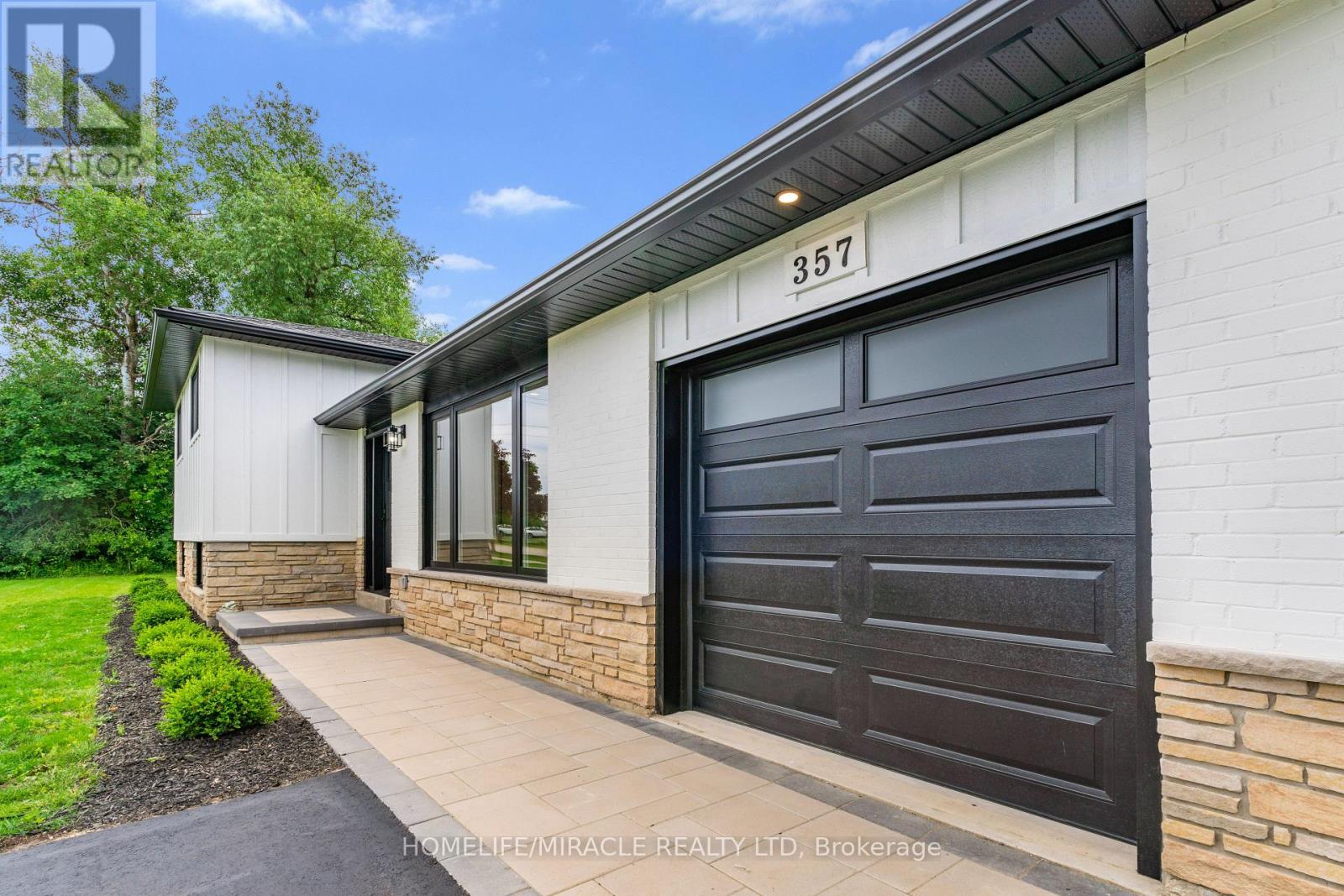 357 SIMON STREET - 17