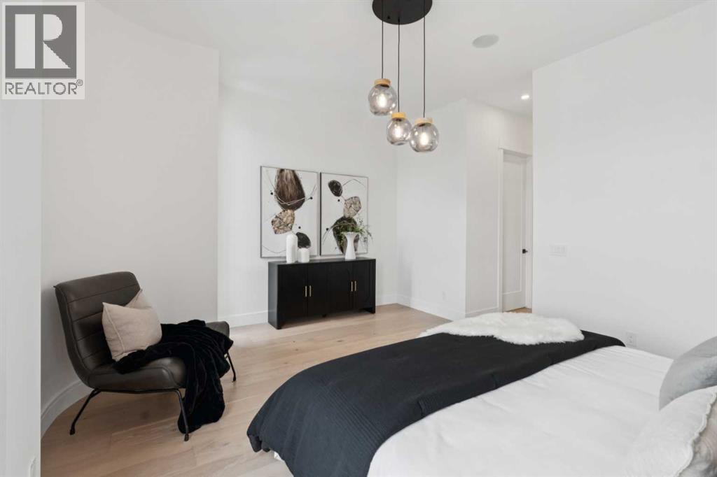 4214 16 Street SW - 24