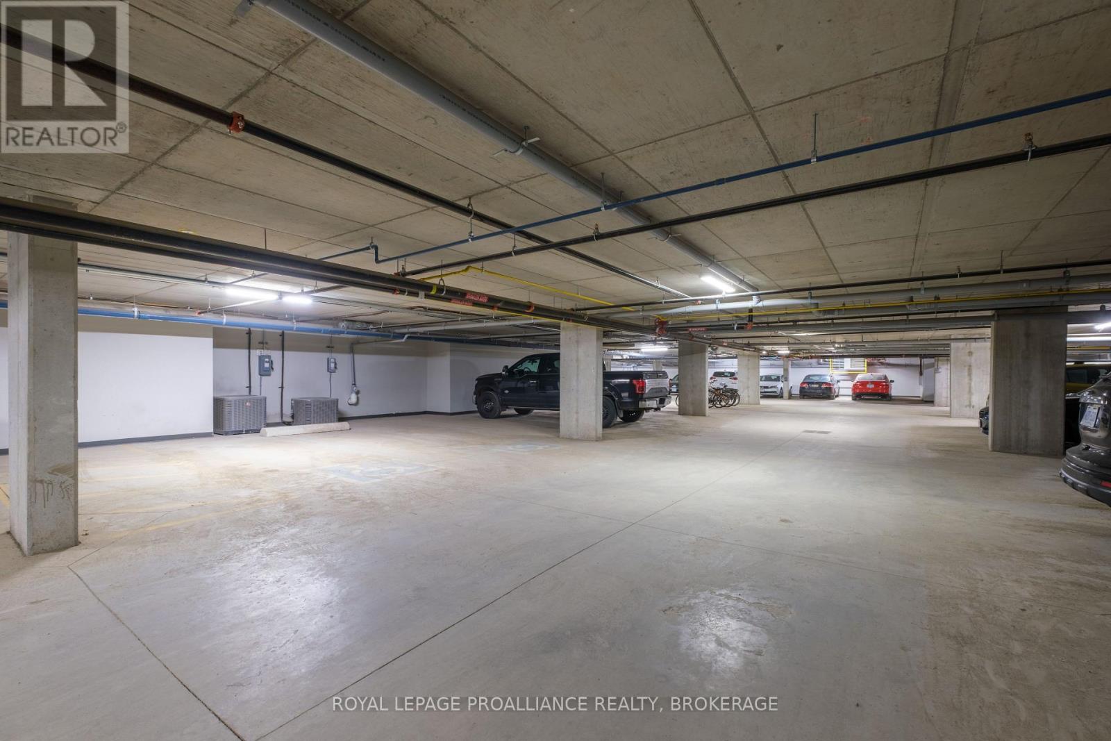 #502 501 FRONTENAC STREET - 26