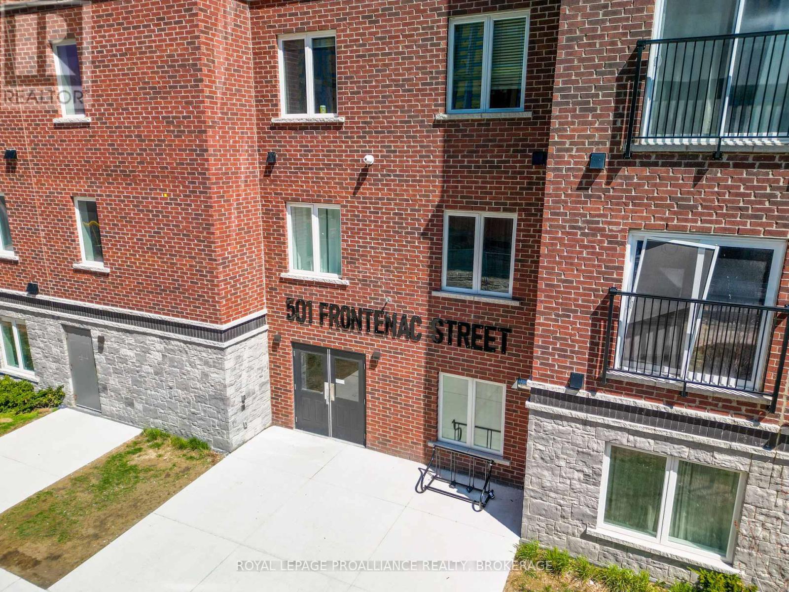 #402 501 FRONTENAC STREET - 1