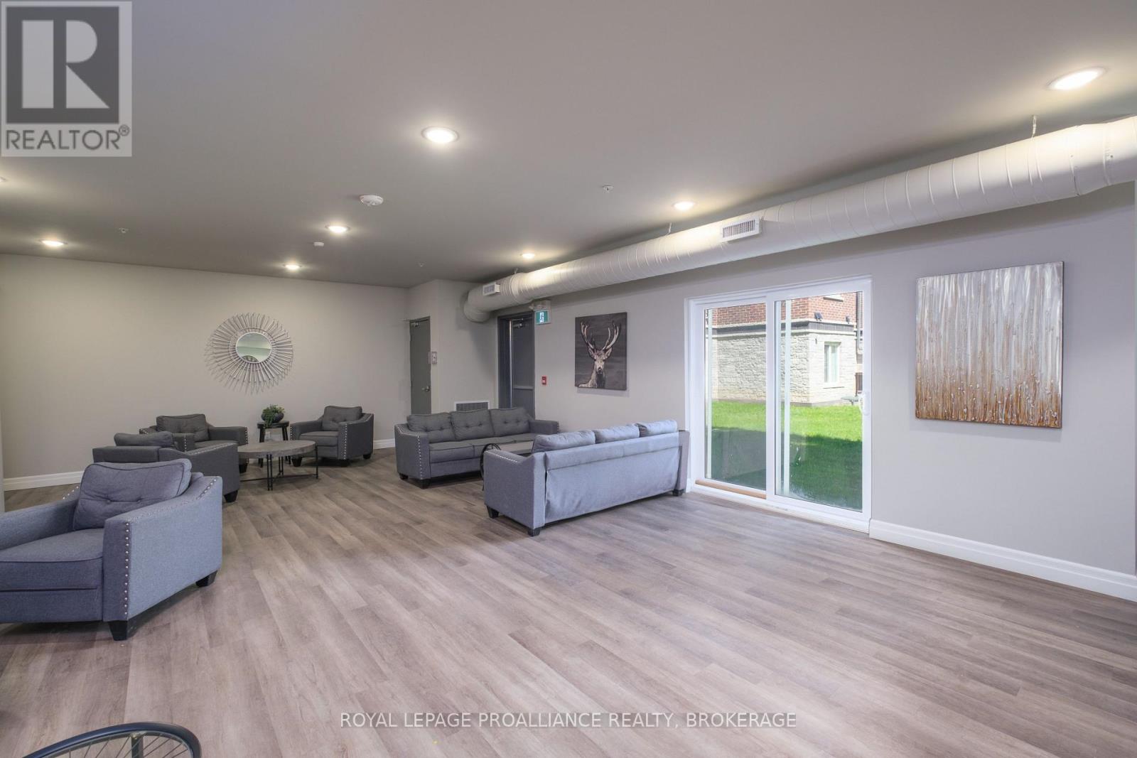 #402 501 FRONTENAC STREET - 7