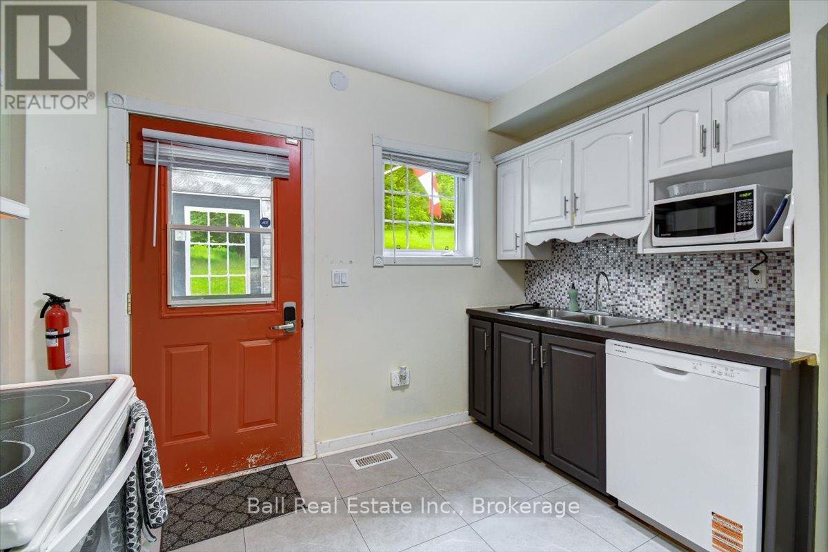 1482 SOUTH BAPTISTE LAKE ROAD - 24