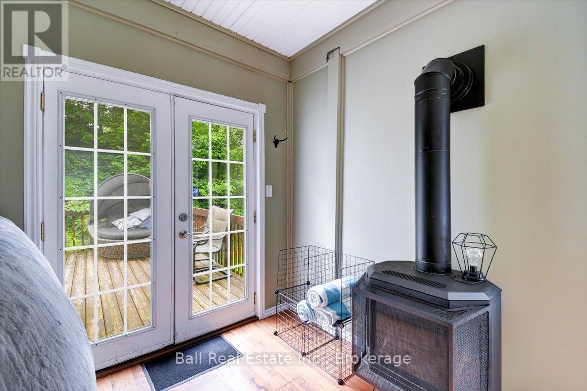 1482 SOUTH BAPTISTE LAKE ROAD - 37
