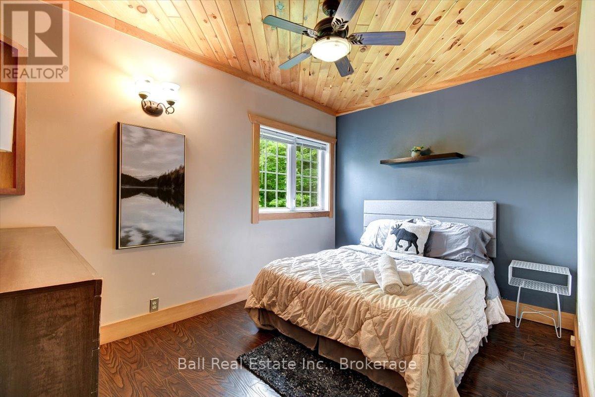1482 SOUTH BAPTISTE LAKE ROAD - 38