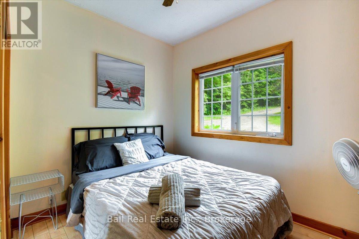 1482 SOUTH BAPTISTE LAKE ROAD - 39