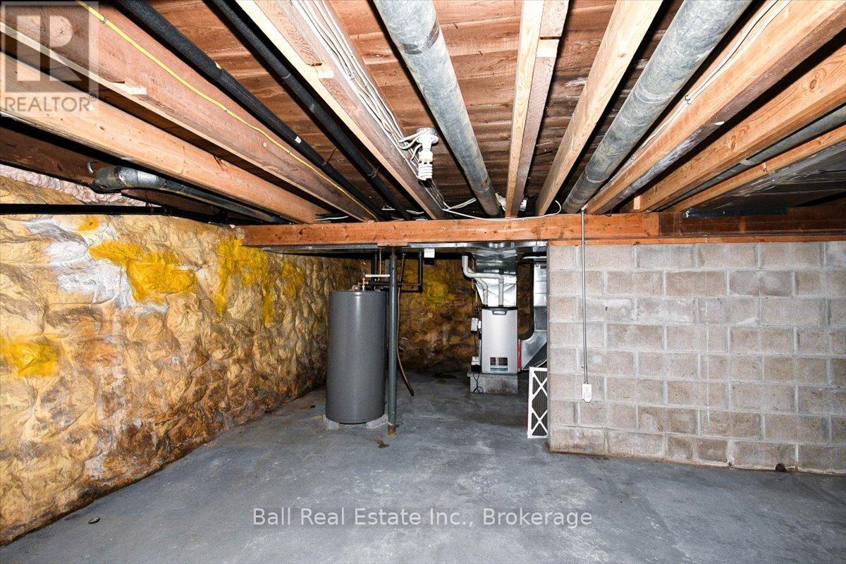 1482 SOUTH BAPTISTE LAKE ROAD - 43