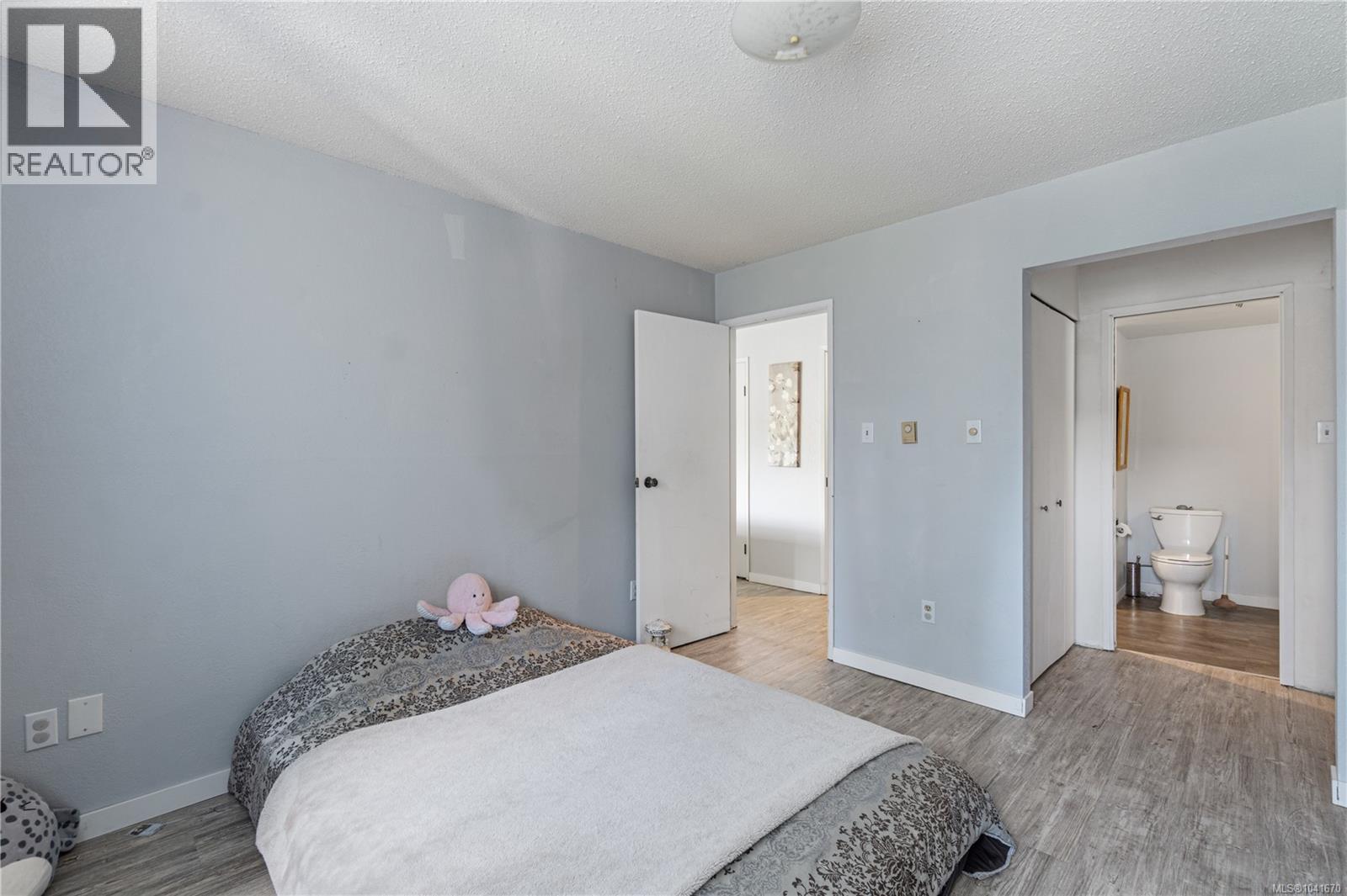 #201 345 Morison Ave - 16