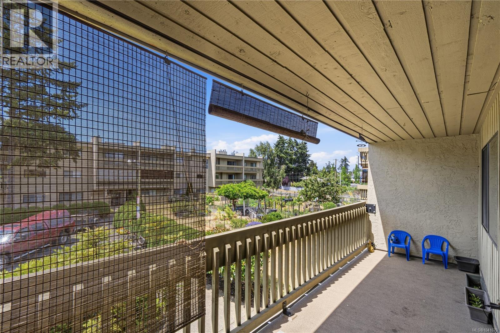 #201 345 Morison Ave - 19