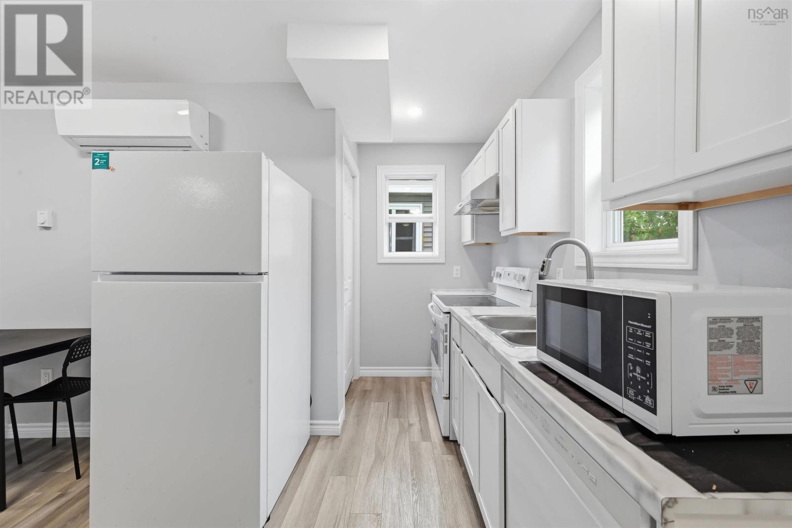Property 35 of 49 of 7091/7093 Bayers Road