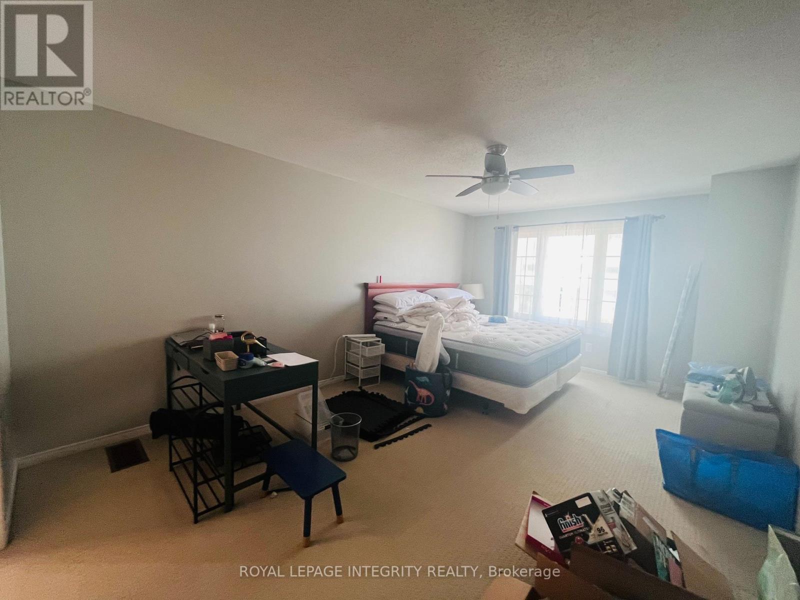 3 Bed, 3 Bath House for Rent in Ottawa – 29 CHESAPEAKE CRESCENT, Ottawa – MLS# X13495758 - Image 9