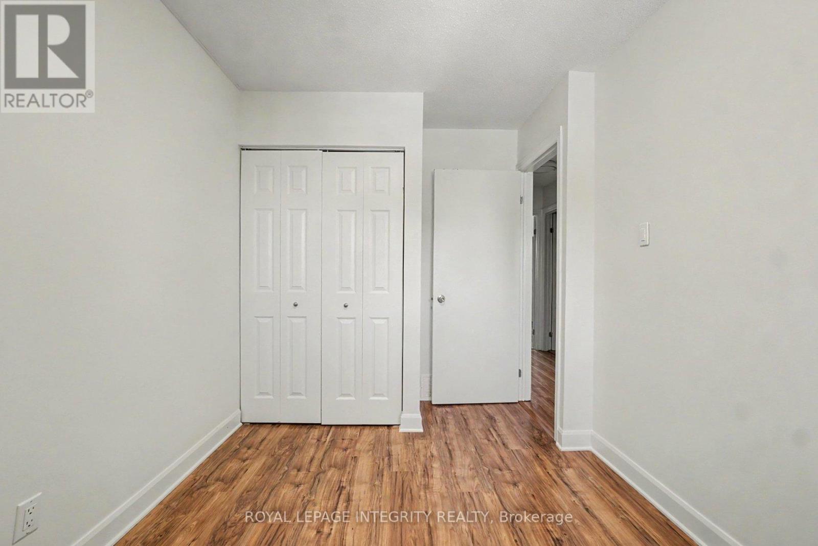 #2 1507 BALLARD COURT - 24