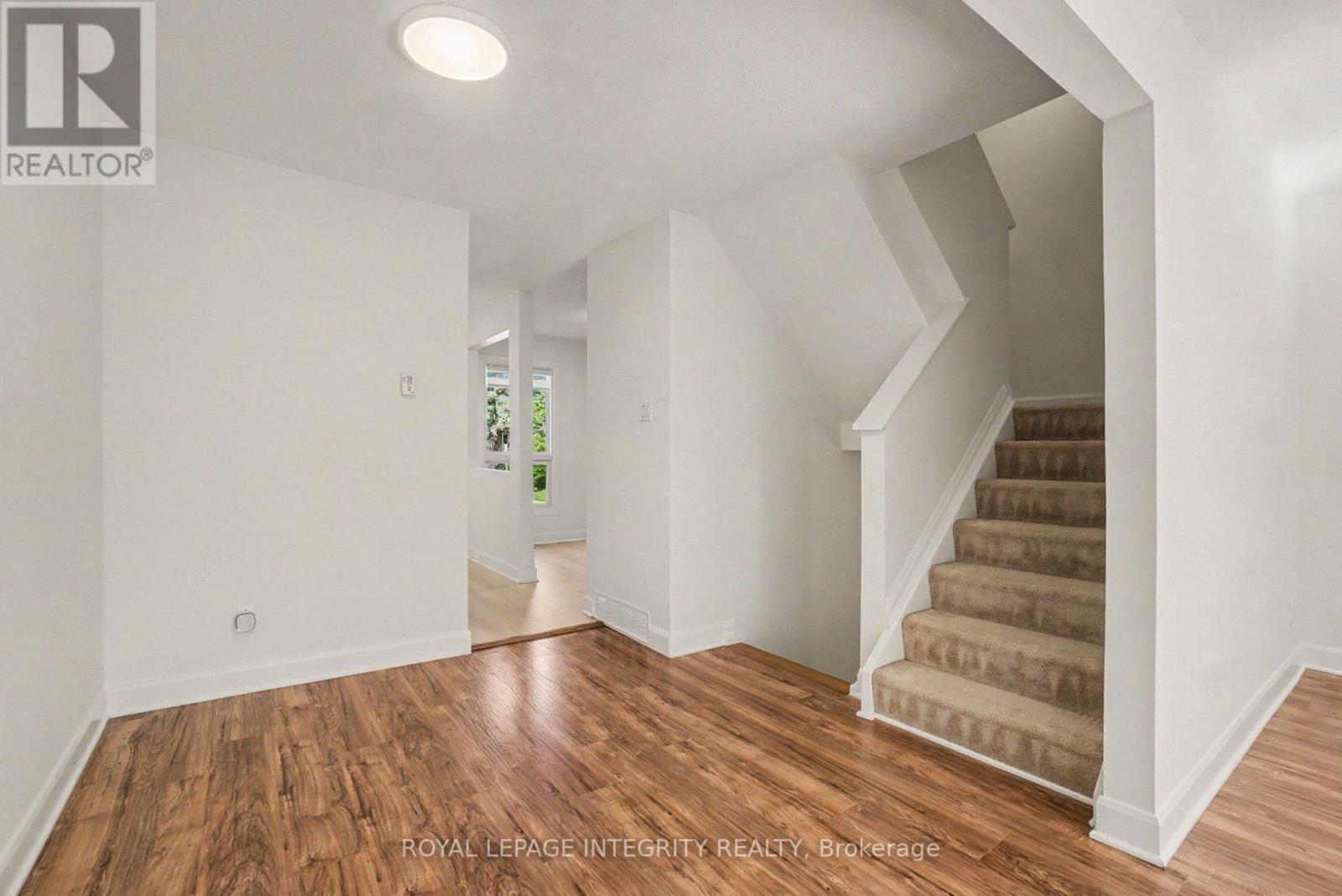 #2 1507 BALLARD COURT - 3