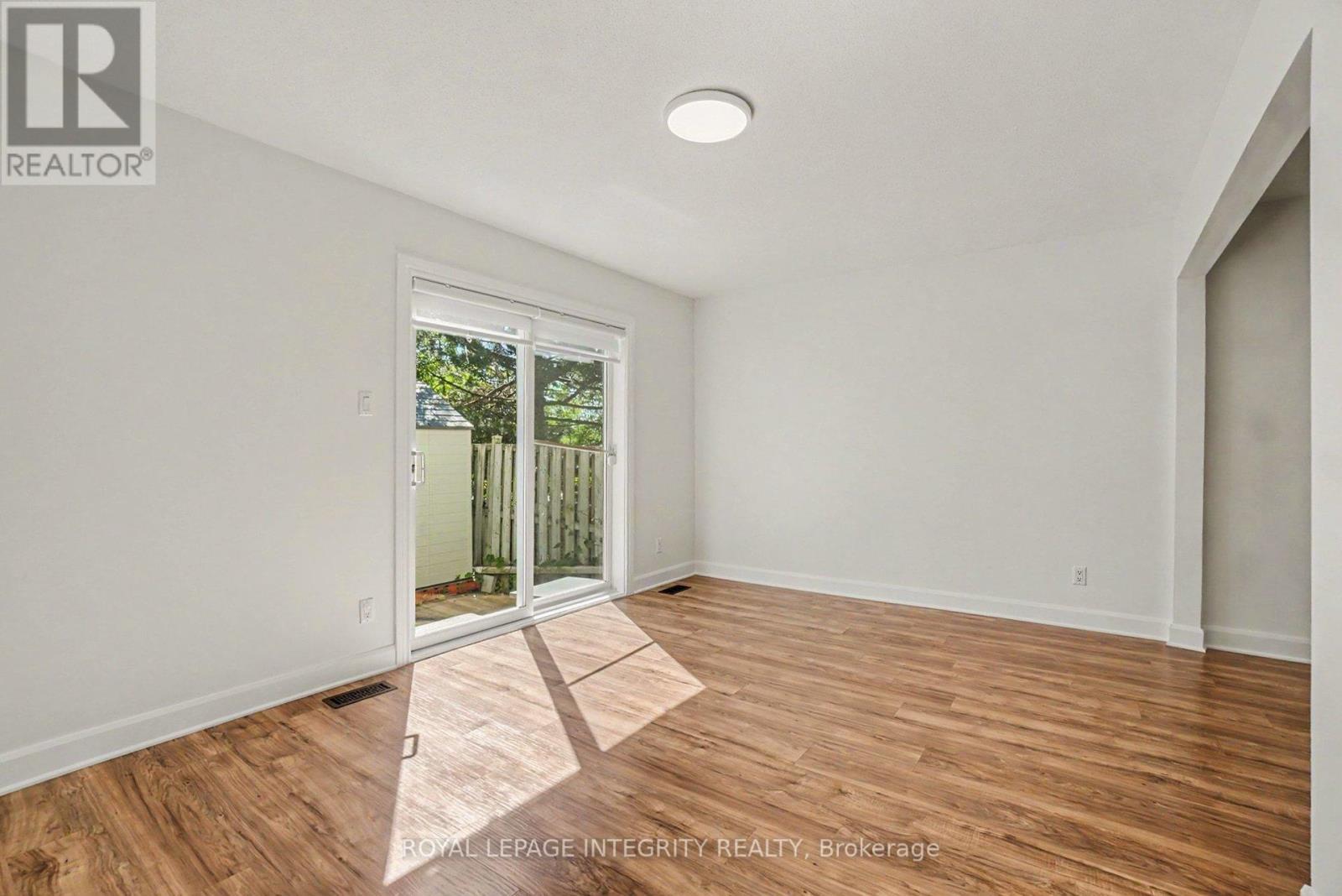 #2 1507 BALLARD COURT - 6
