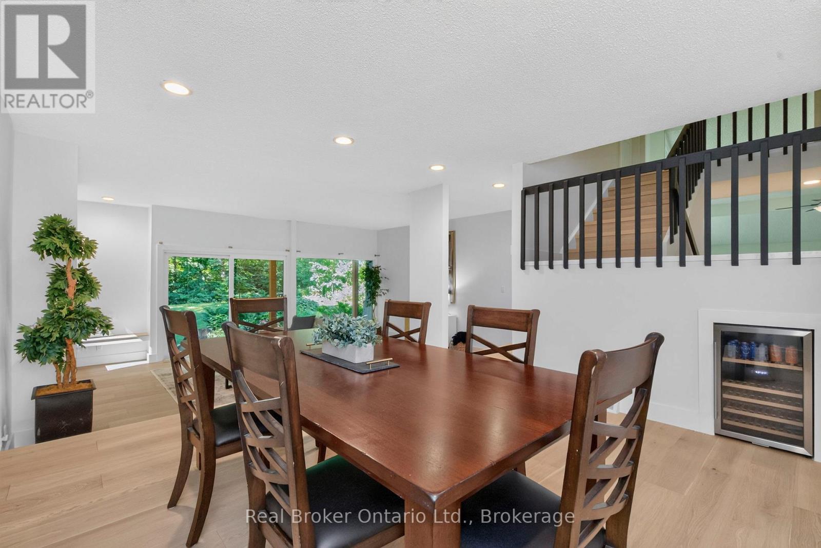 841 PORTAGE PARK LANE - 10