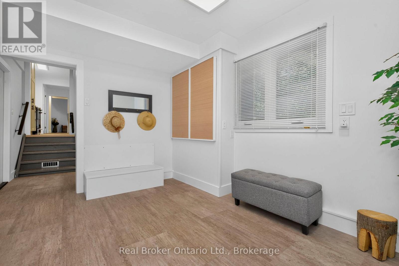 841 PORTAGE PARK LANE - 20