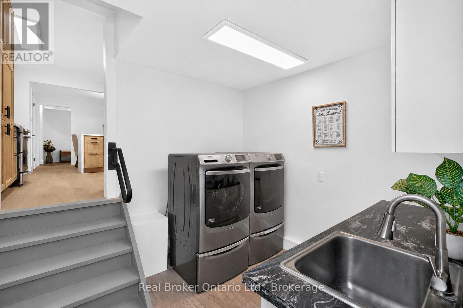841 PORTAGE PARK LANE - 21