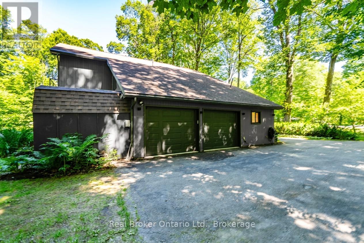 841 PORTAGE PARK LANE - 45
