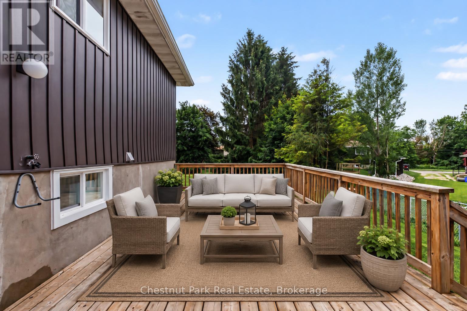 280 8TH AVENUE E - 35