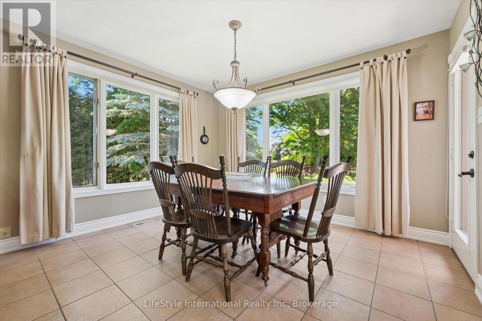12 OCHS DRIVE - Image 12