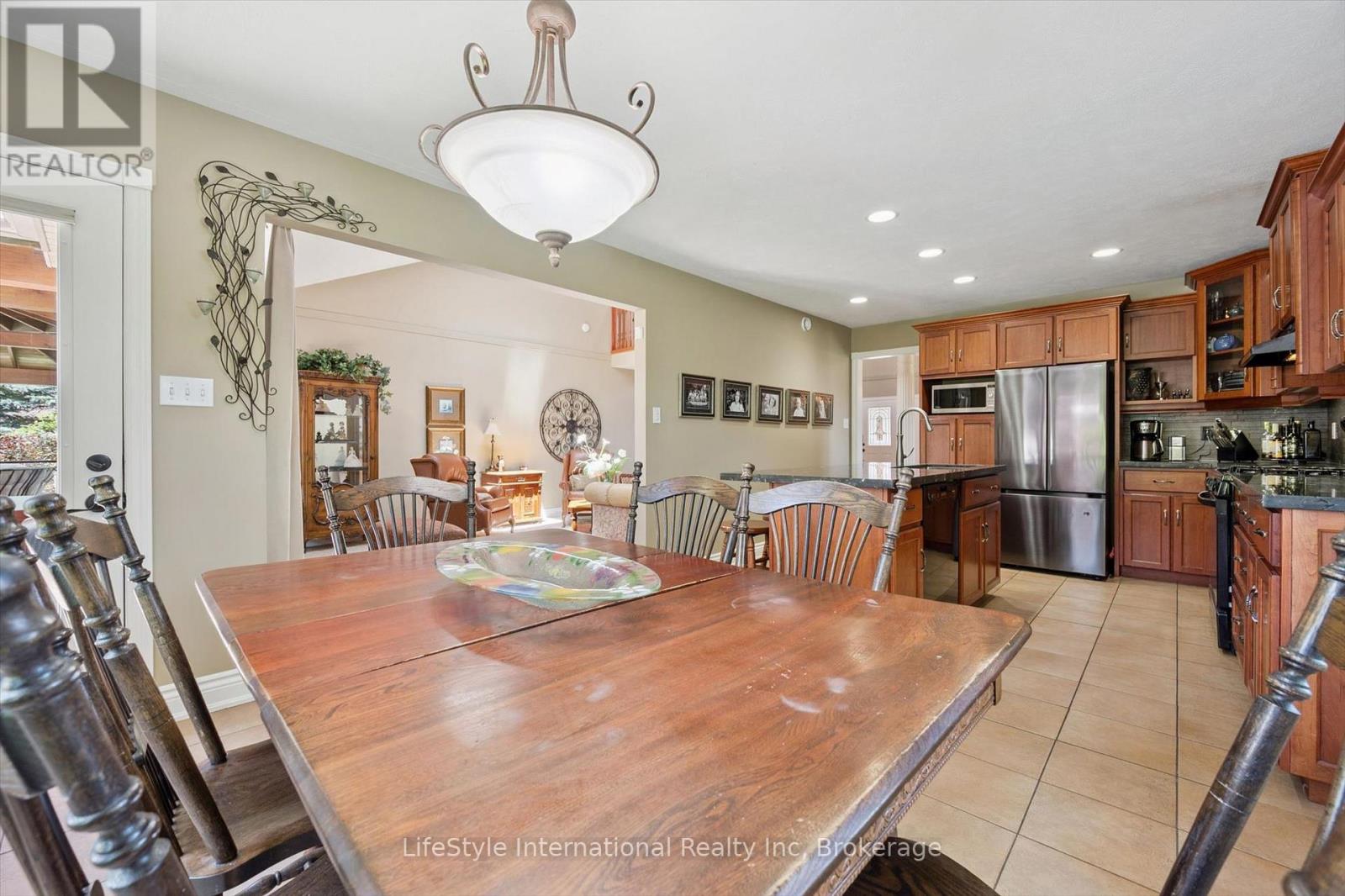 12 OCHS DRIVE - Image 13