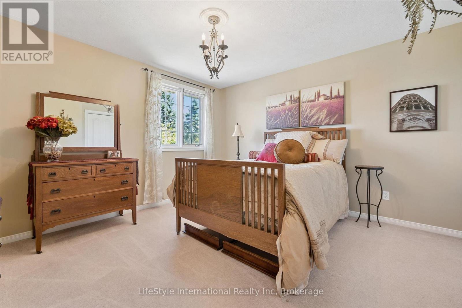 12 OCHS DRIVE - Image 22