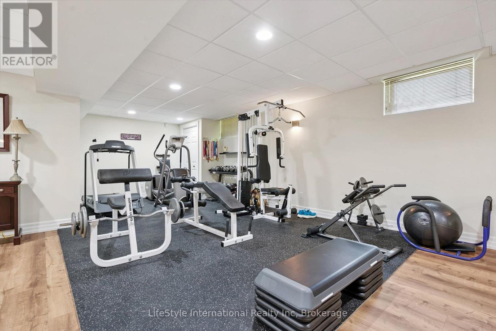 12 OCHS DRIVE - Image 31