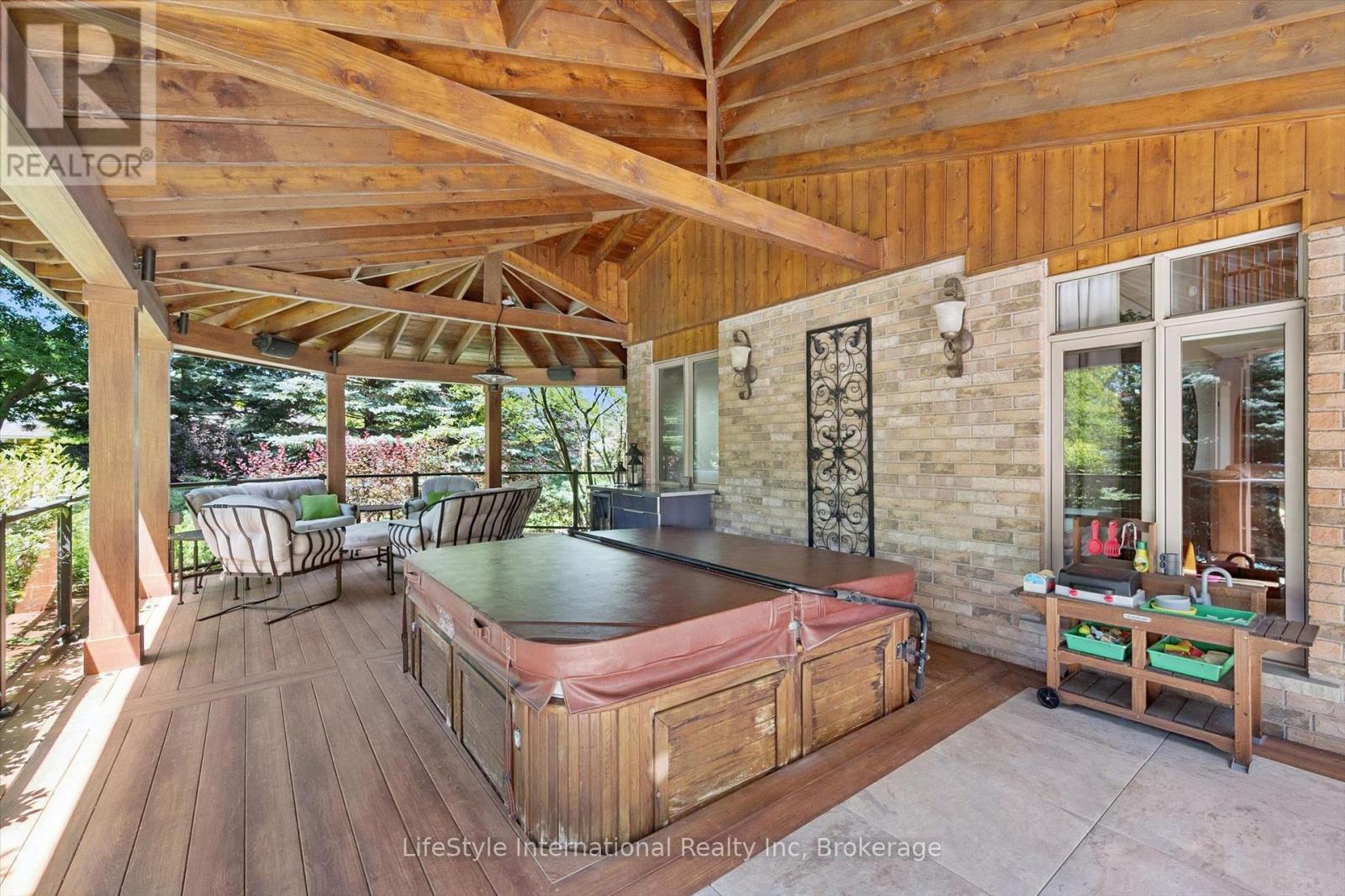 12 OCHS DRIVE - Image 36