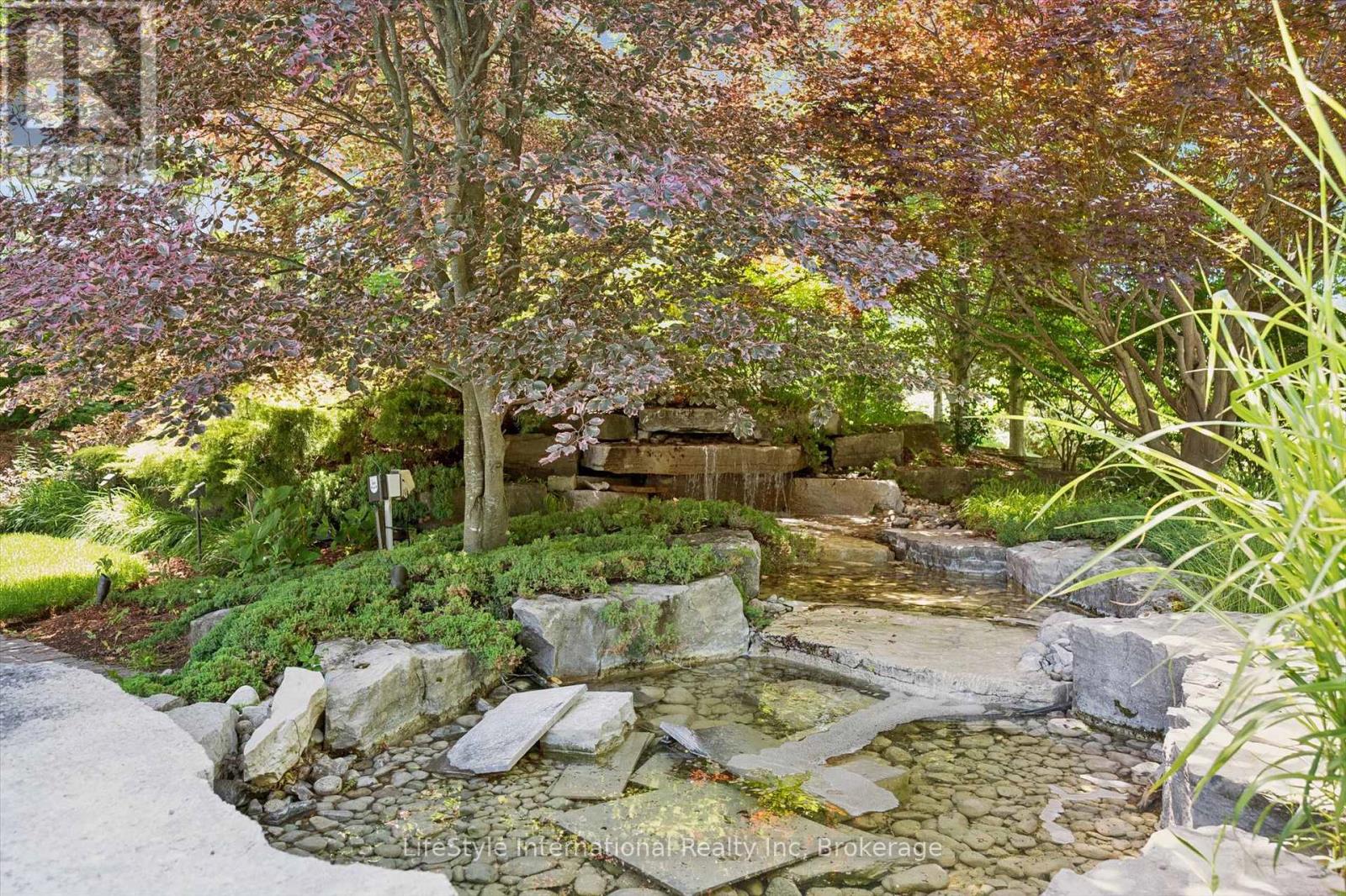 12 OCHS DRIVE - Image 42