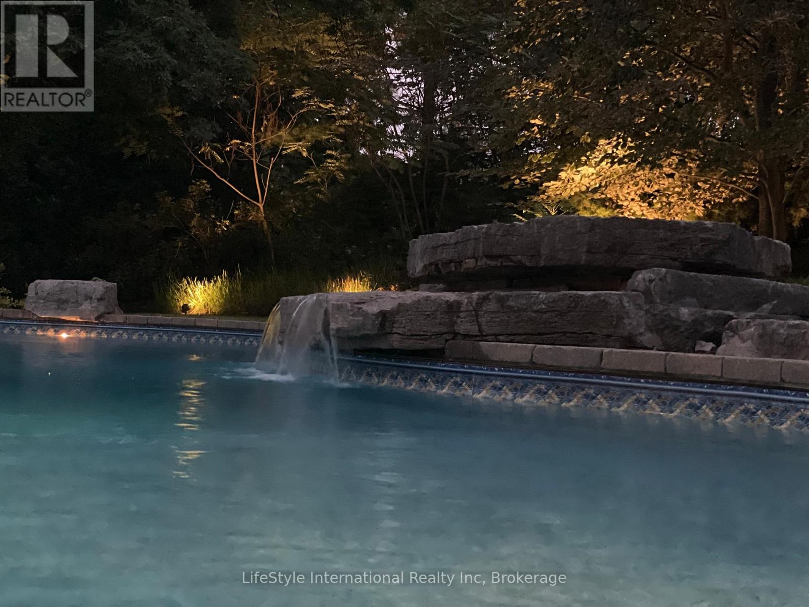 12 OCHS DRIVE - Image 46
