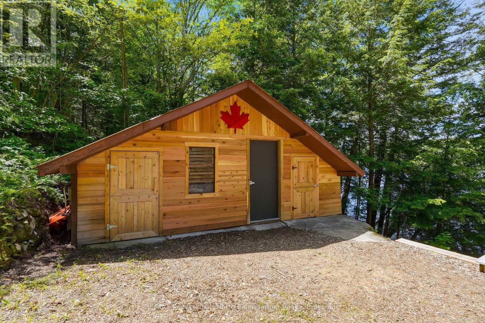 1093 CORYLUS LANE - 26