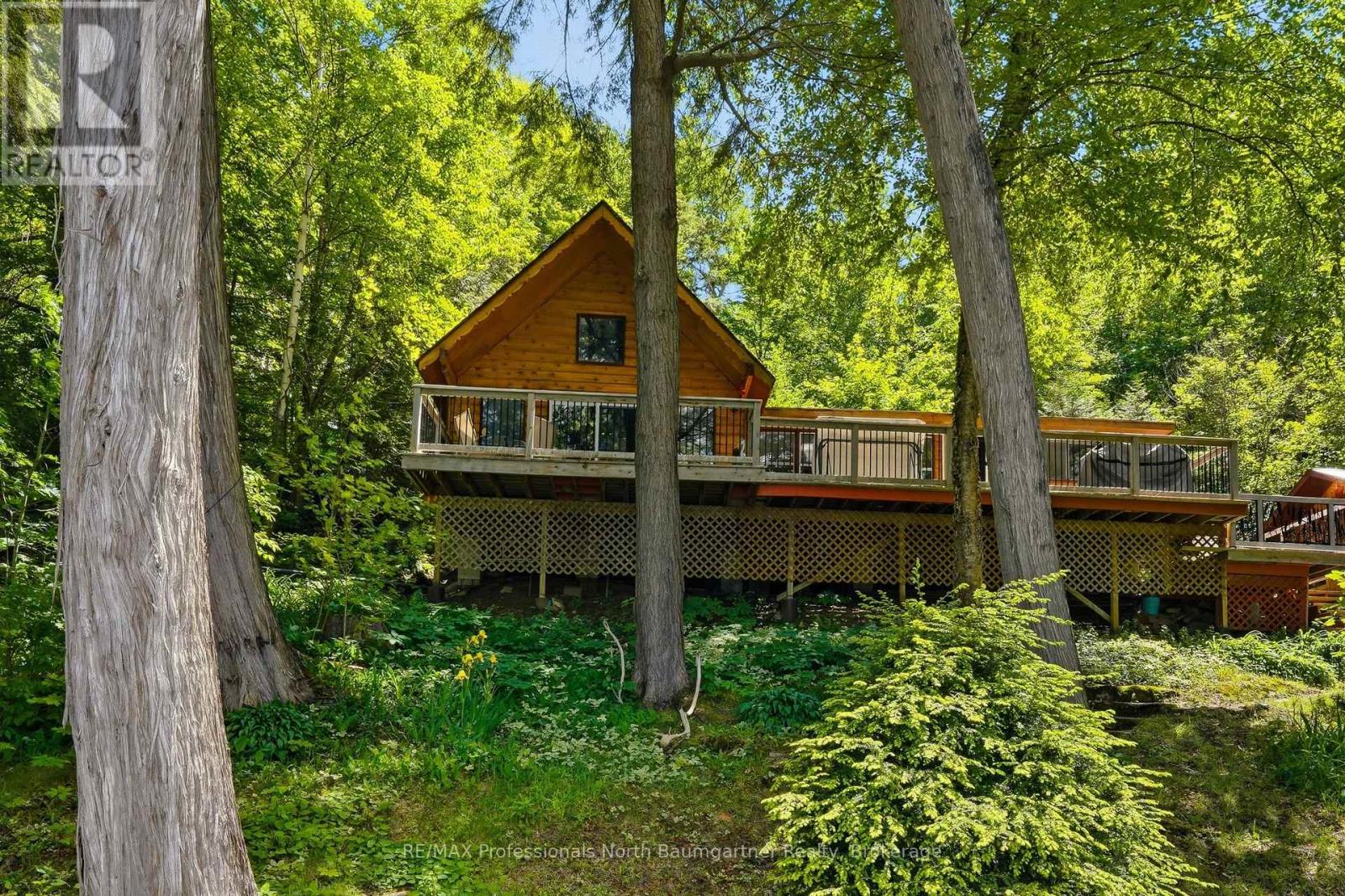 1093 CORYLUS LANE - 30