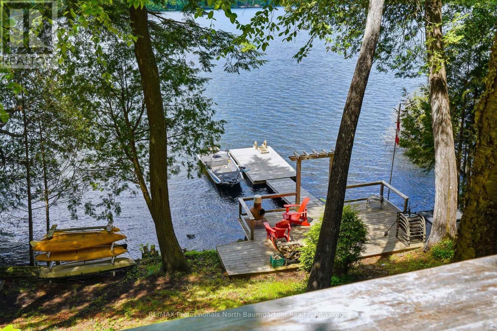 1093 CORYLUS LANE - 32