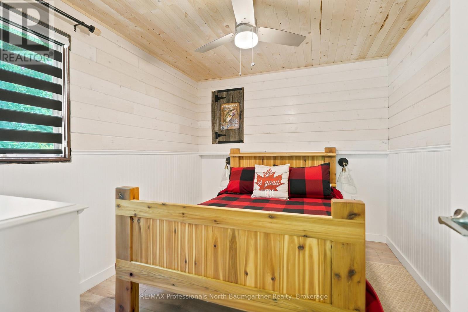 1093 CORYLUS LANE - 7