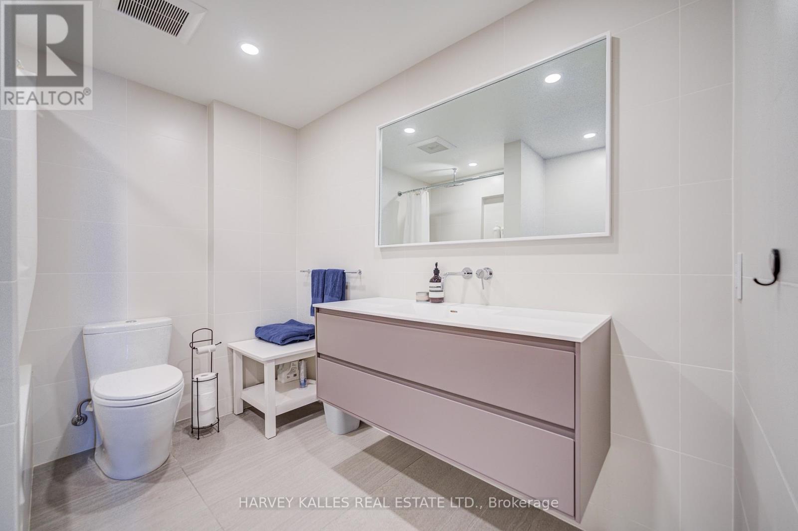 #503 350 LONSDALE ROAD - 21