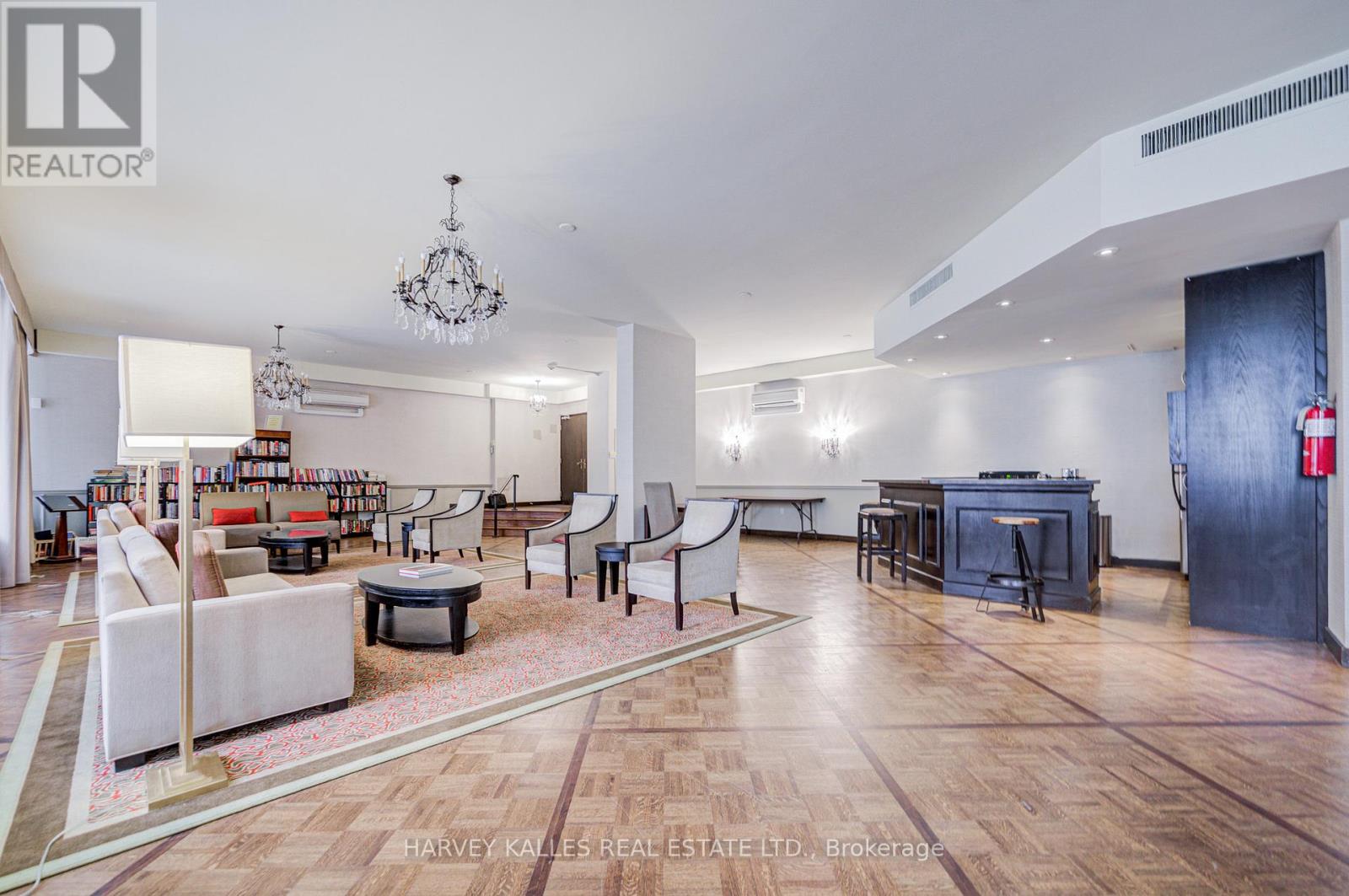 #503 350 LONSDALE ROAD - 35