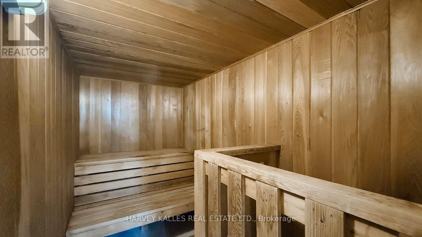 #503 350 LONSDALE ROAD - 39